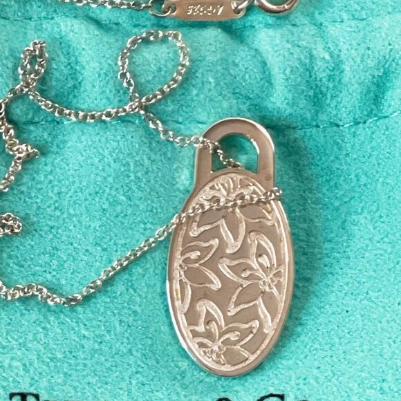 Tiffany & Co. Necklace Pendant Nagoya Women's Marathon 2012 & 2013 Set of 2 - Picture 4 of 15
